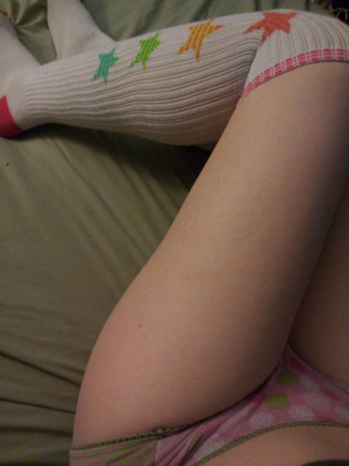 minalynne:It’s a fun sock kind of day.