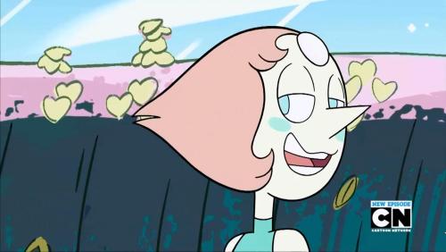 jongrave:  Look at this nerd  cutie birdy <3