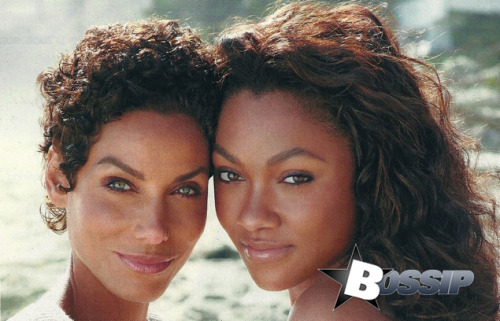 screengeniuz:  itsloudinsidemyhead:  SHE GET IT FROM HER MAMA 1. Beyonce, Solange & Tina Knowles 2. Nicole and Bria Murphy 3. Diana Ross & Tracee Ellis Ross 4. Vanessa Williams and Jillian Hervey 5. Veronica Porche Ali & Laila Ali 6. Lisa