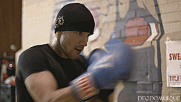 bestswordsfortaichi:  Crazy Kung Fu Boxing Training!! The most professional and classic