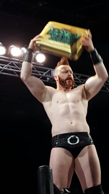 thenighttimemusings:Sheamus got super up