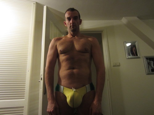 tax71ass:  N2N Bodywear   Handsome sexy man and with an eye catching bulge - WOOF