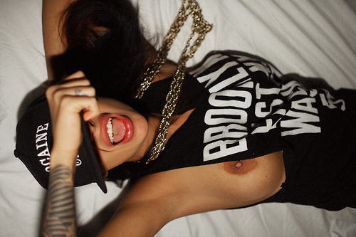 shez-a-bitch:  http://shez-a-bitch.tumblr.com