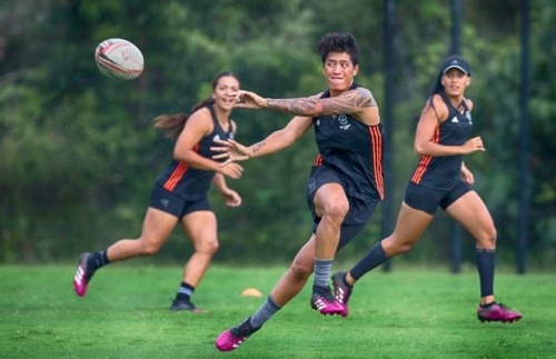 arugbyfullbacksir:Black Ferns training ahead of the 2018 Commonwealth Games.