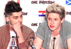 zaynsxo:  Zayn staring at Niall (◠‿◠✿) (c) 