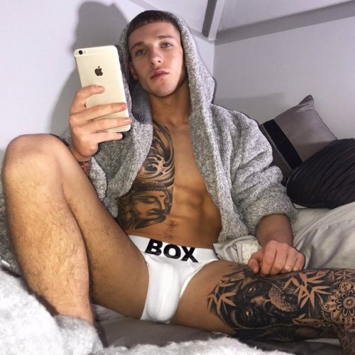 dominicanblackboy:  Sexy gorgeous hot tatted ass and big delicious dick Brandon Myers!