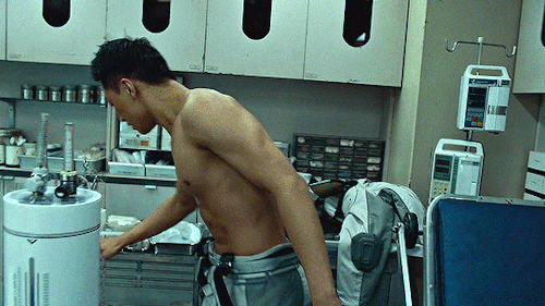 Yoo Hee Je As E2Key To SalvationTHE SILENT SEA , Dir. Choi Hang Yong