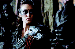 keepcalmimspidey:commandrlexa-blog:Commander Lexa + Sky People have no chillthis