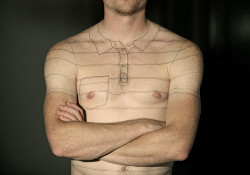 lookporn:  torso by Laser Bread on Flickr.