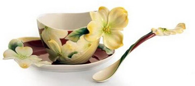 Flowery Style Tea Cups ---so cute and nice
