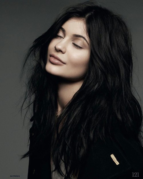 Snow White.. “lips red as the rose, hair black as ebony and skin white s snow”