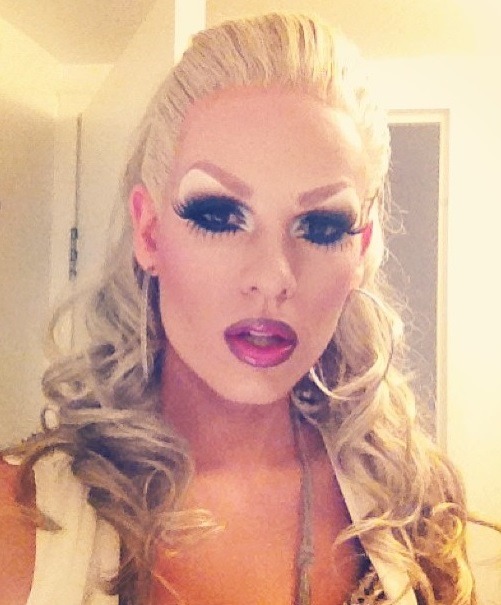 best-makeovers:  http://instagram.com/hollyspiritdrag#