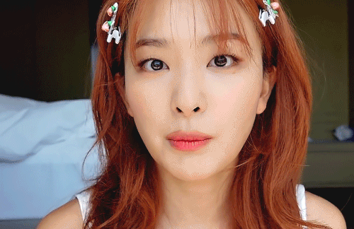 Too Gorgeous To Be Real But She's Indeed Real.