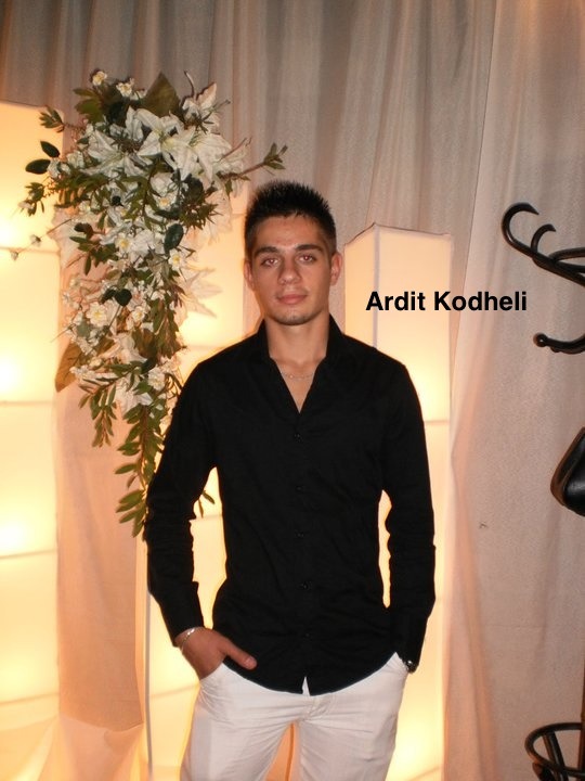 fistfullofassholes:  hotandexposed:  Sexy Albanian stud shows off every private inch
