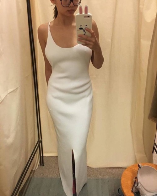 karen-ooi: 去逛街。Go shopping.