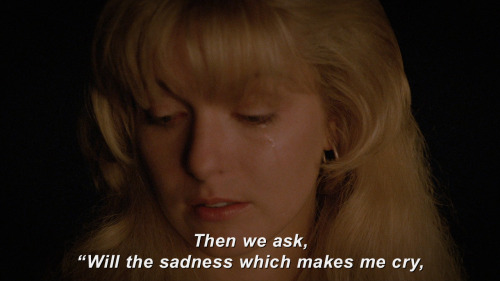 inthedarktrees:There is a sadness in this world.“Log Lady Introductions" | David Lynch | Twin P