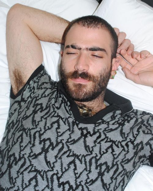 https://64.media.tumblr.com/f7a8128d340e4faa21c084c2b539f74d/b742791f9fbe10a9-08/s500x750/ed3981ddbbabc23bf3f3fdaf39c43c8a1eec39e4.jpg