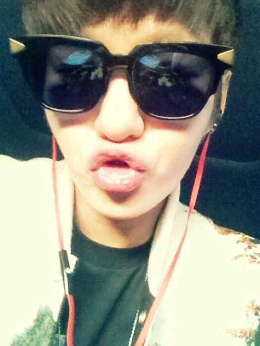 nielmermaid:  cutie changsub twitter selcas ｡◕‿◕｡ 