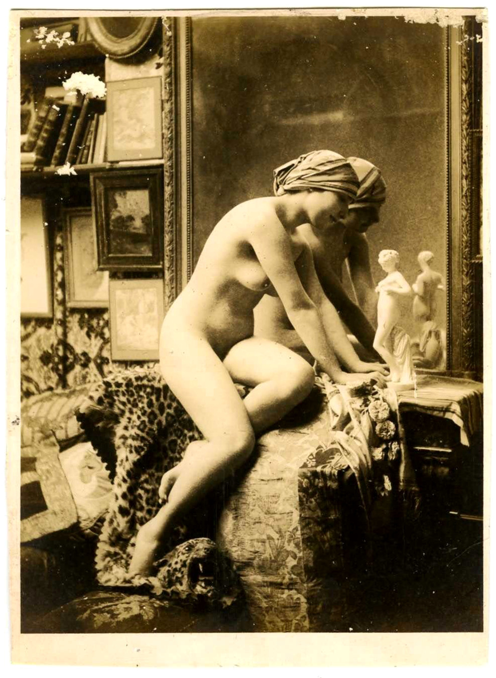 carrefouretrange:Beautiful nude photograph at mirror, 1890, French print. Sold on