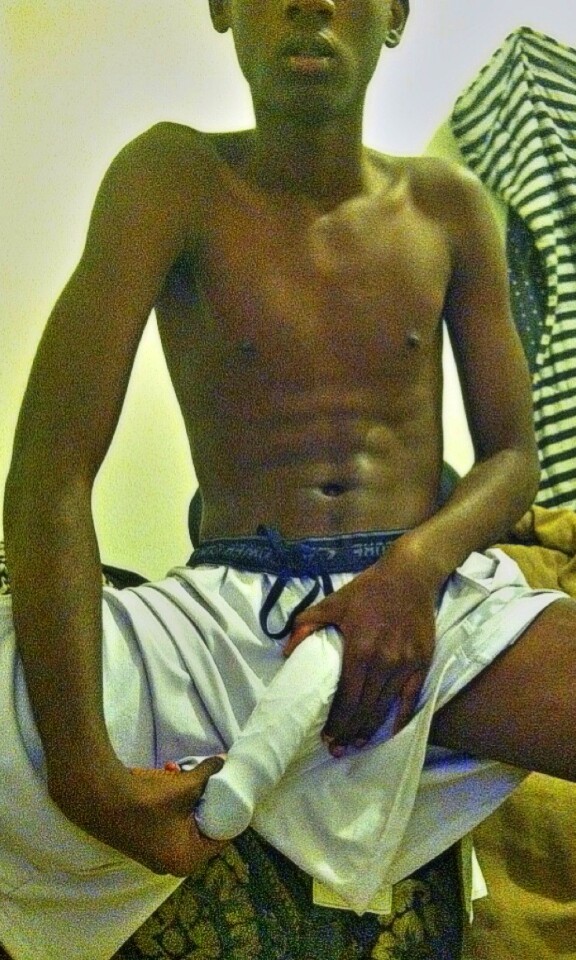 black-dicks-r-us:  HORNY FOR BLACK DICK? There are over 10,000 Black Gay Videos @