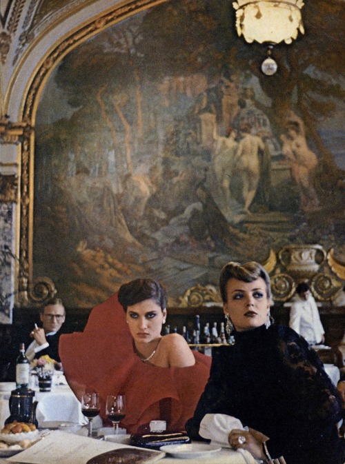 Helmut Newton - Rosemary McGrotha Wearing Oscar de la Renta & Eva Wallen Wearing Ungaro Couture 