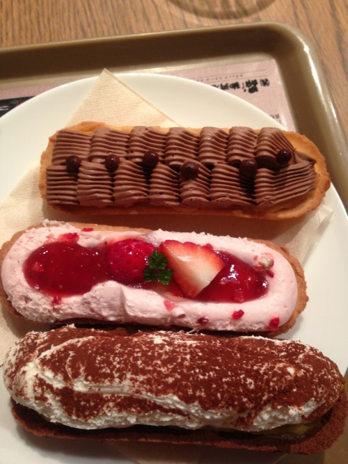 cutedessert:strawberrysandwich:*