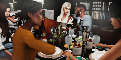 amberphoenixx: Thanksgiving with the DeLuca’s & Talia ♥We invited Talia and the DeLuca’s incl. l