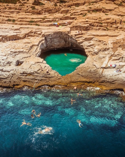 Venus tear | A beautiful lagoon made by nature with pristine water that resembles a swimming pool ca