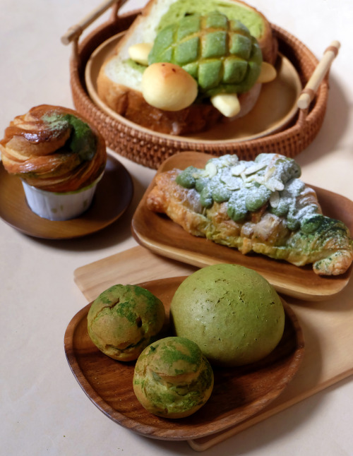 Asanoya’s Matcha SeriesMatcha CruffinMatcha Choux PuffGreen Tea Mochi with White Chocolate fillingMa