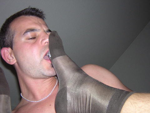 sniffingsocks:  DOING WHAT I DO BEST!!!! 