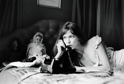 Michelle de Rouville, Jane Birkin dans sa maison du quartier de Chelsea, à Londres, en novembre 1977