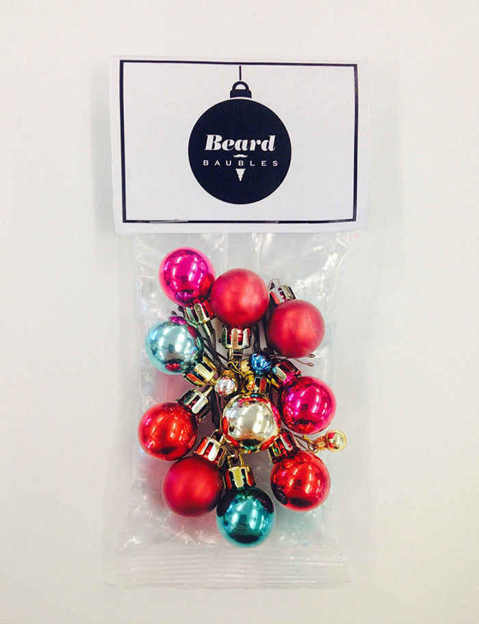 foodffs:  Beard Baubles Will Turn Your Beard Into A Christmas Tree Really nice recipes.