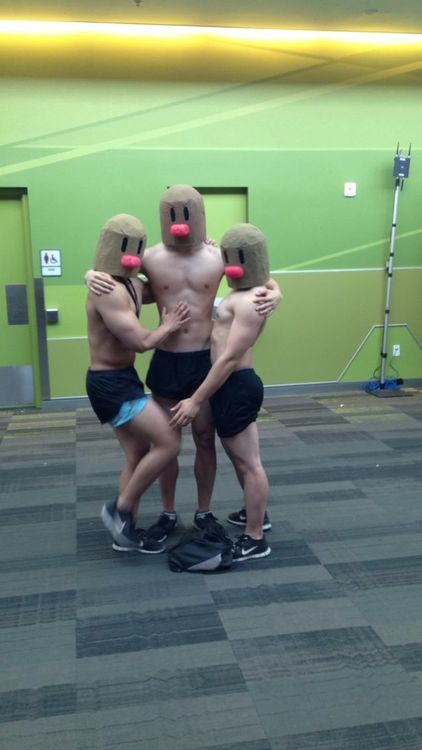 brosfuck:  Gotta catch ‘em all!