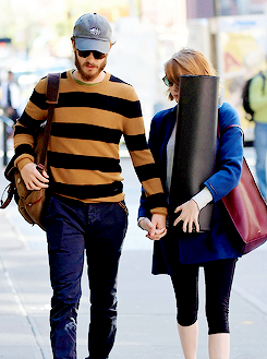 andrewgarfield-daily:  Andrew Garfield and Emma Stone out and about in New York City