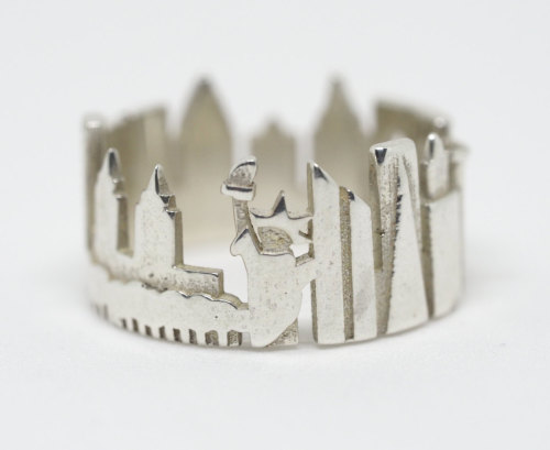 culturenlifestyle:Elegant Cityscape Rings by Ola Shekhtman Jewelry designer Ola Shekhtman (previously featured here) began her professional career as a goldsmith student in St. Petersburg, Russia. Shekhtman’s exceptional talent allows her to hand make