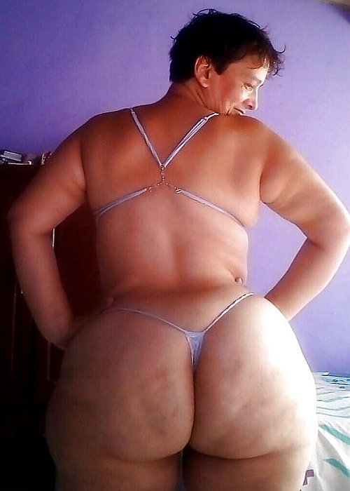 whtilk2c: What a great ass