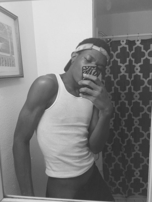 javonnie:  Random😁👌🏾