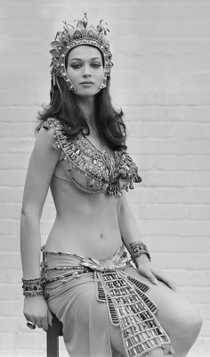 spacebass01: Valerie Leon