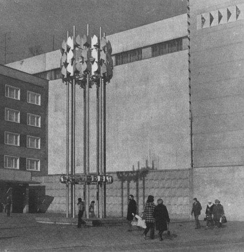 socheritage:Peace Symbols,Dessau, Germany,oprnrf in the 1960-s,by R. Hielscher 