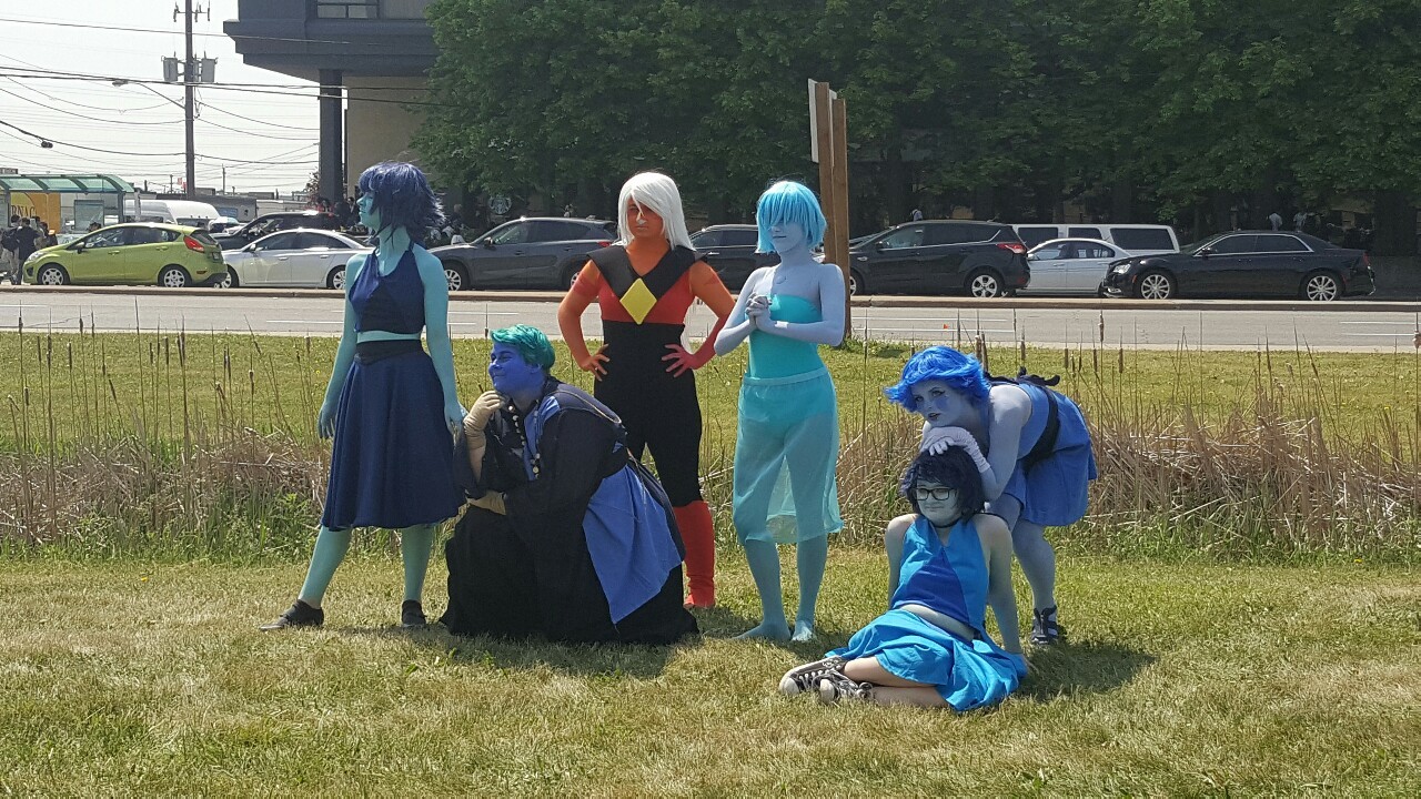 plekleyostrich:  Steven Universe Saturday photoshoot part 2! I was the Blue Pearl!
