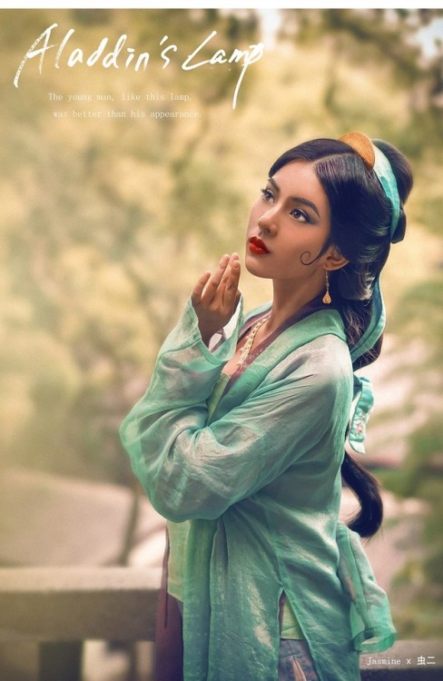 dressesofchina: cfensi: Disney Princesses if They Were Chinese  photographer 老妖.    D