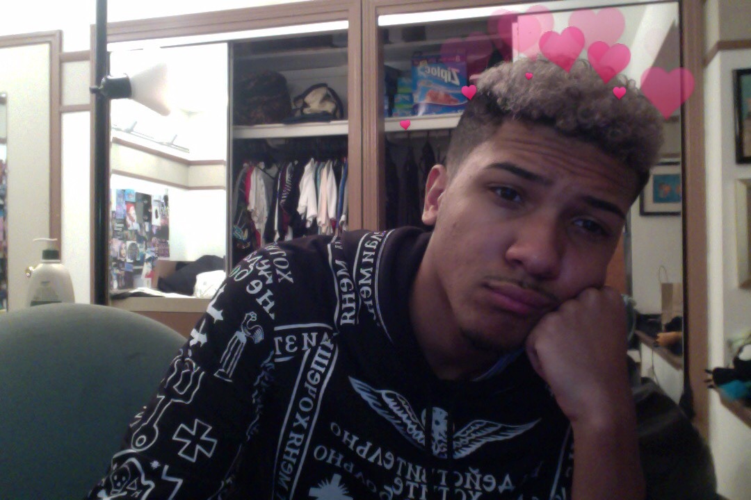 blavkoceans:  Happy black out !!!