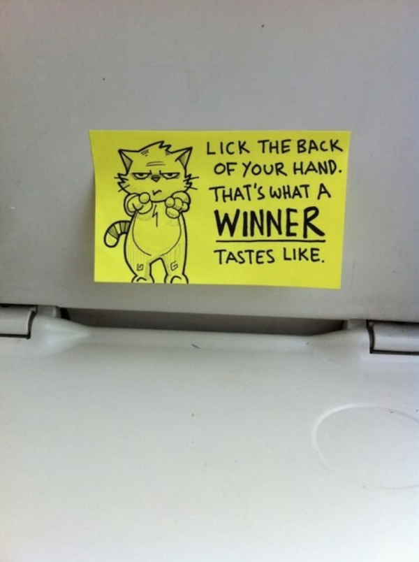 jack-the-lion:  catsbeaversandducks:  Post-it Notes Left on the Train Writer and