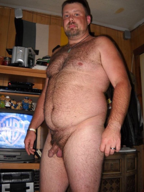 mrvazquez69:  jawon23:  strongbears:  ​​FOLLOW @STRONGBEARS http://strongbears.tumblr.com  Another gorgeous dicktastic bear lineup love it  HERMOSOS HOMBRES, GRACIAS POR COMPARTIRLOS.