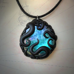 cthulhu-jewellery:  Tentacled Glass NecklaceThis