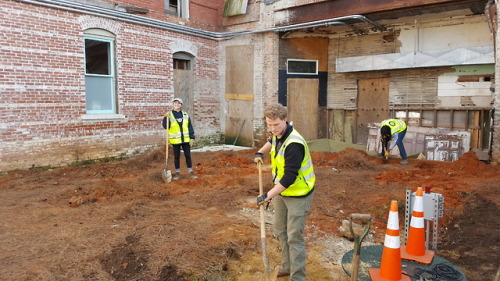 WEEK 15 This past week we spent most of our time on site, digging to find the existing pipes an
