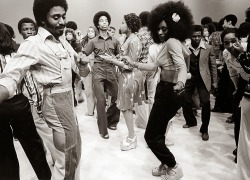 blackhistoryalbum:  LOVE, PEACE AND SOUL!— Don Cornelius Soul Train Dancers