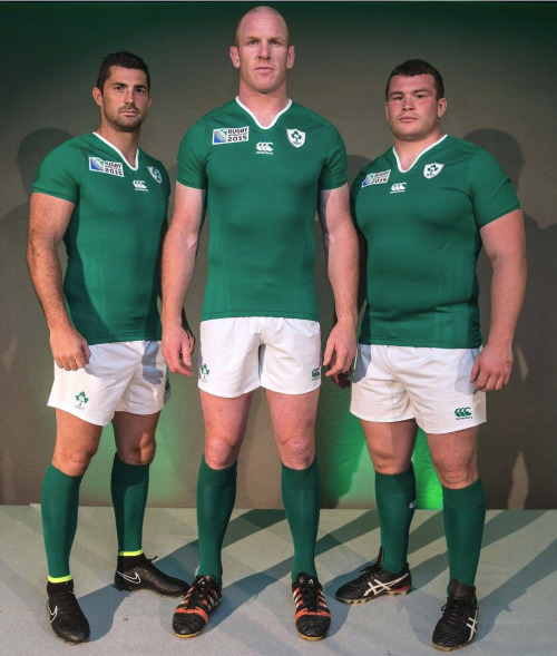 roscoe66:  Sean O'Brein, Paul O'Connell and Rob Kearney unveil the new Irish Rugby World Cup 2015 Jersey 