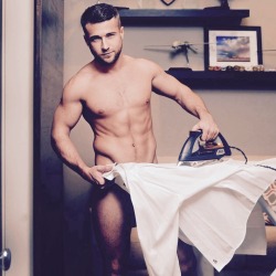 thefamousmen:  Colby Melvin