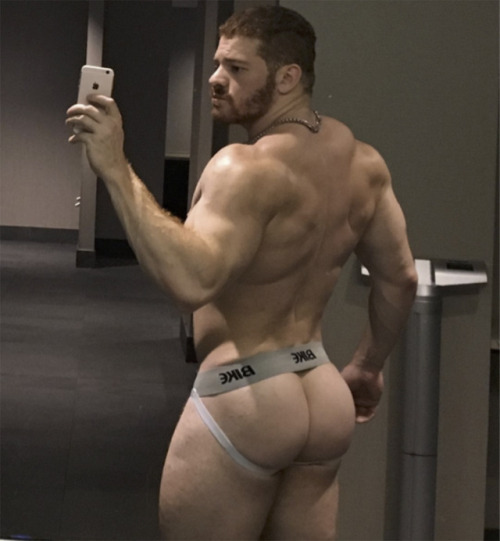 schnuckbear:  ALLAN KUSTANOVICHSEXY GINGER ! ! !https://www.instagram.com/allanrk/?hl=enSPLOOSH ! ! !  💦💦💦